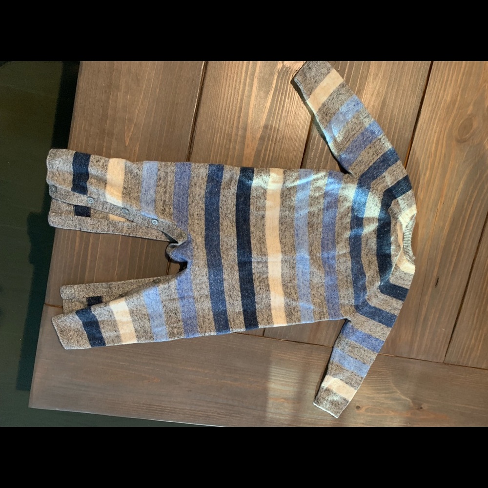 Boys Baby Gap sweater romper